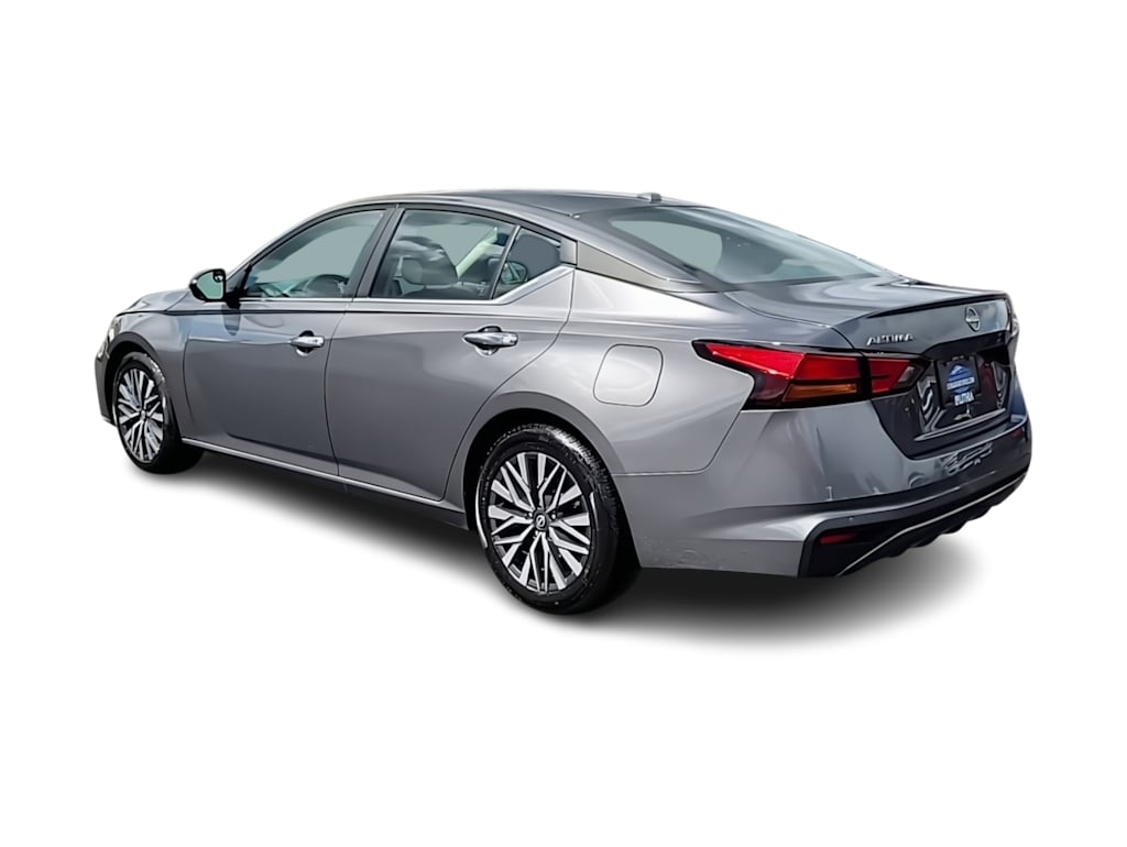 Thumbnail: 2025 Nissan Altima - 4