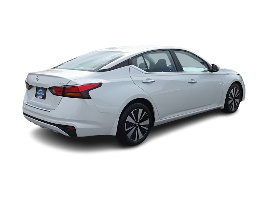 Thumbnail: 2022 Nissan Altima - 21