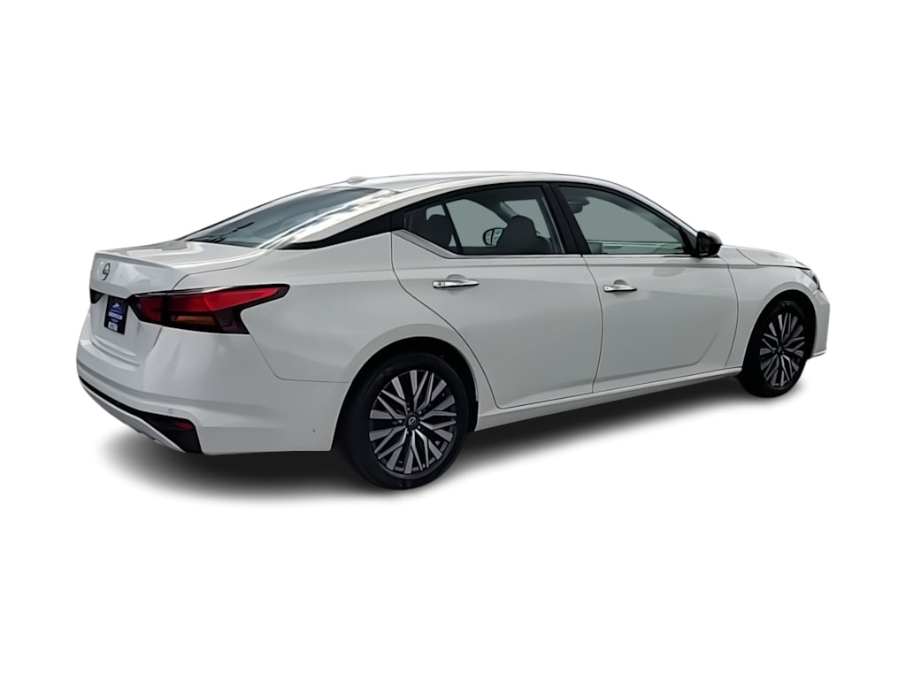 Thumbnail: 2025 Nissan Altima - 21