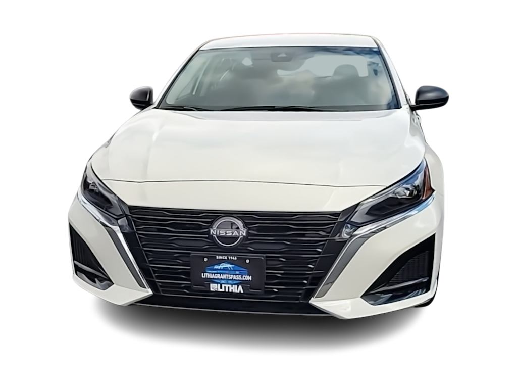 Thumbnail: 2025 Nissan Altima - 6