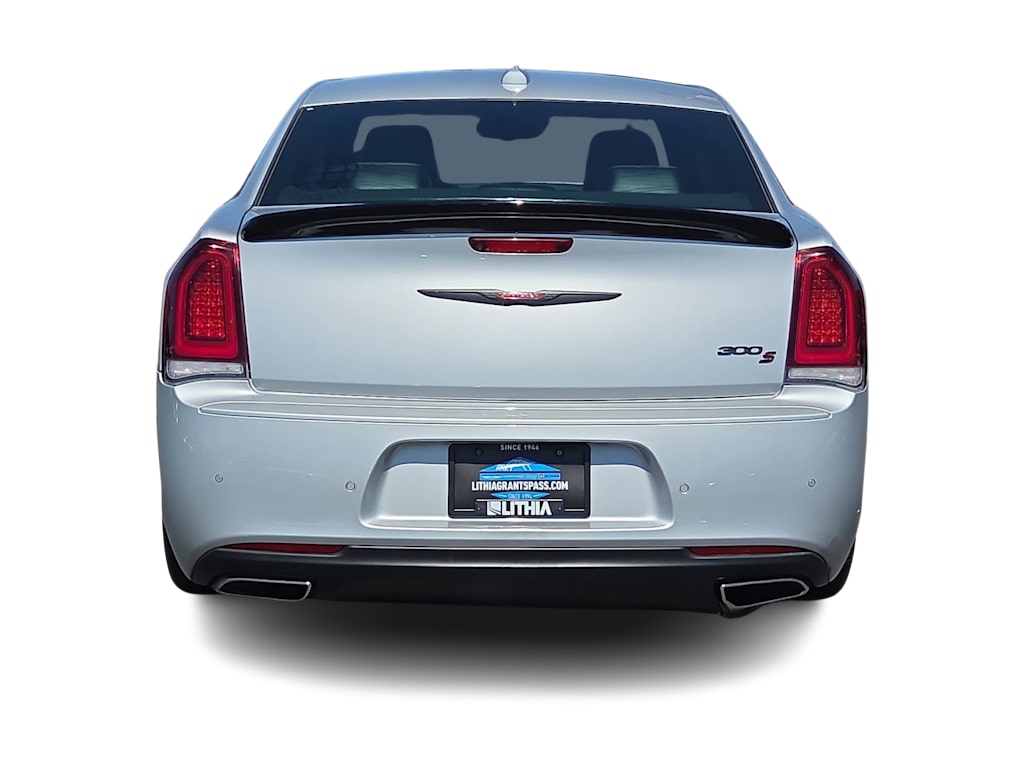 Thumbnail: 2021 Chrysler 300 - 24