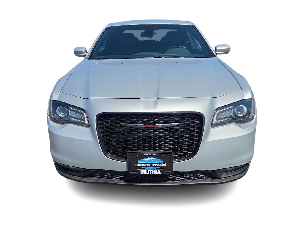 Thumbnail: 2021 Chrysler 300 - 25