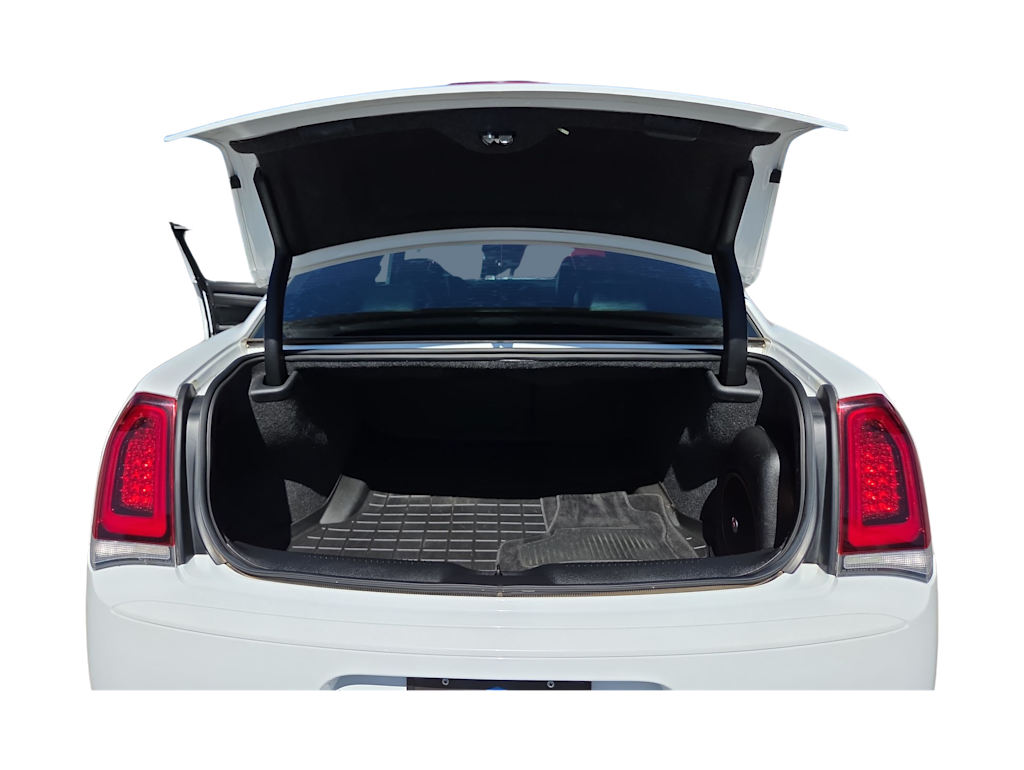 Thumbnail: 2017 Chrysler 300 - 16