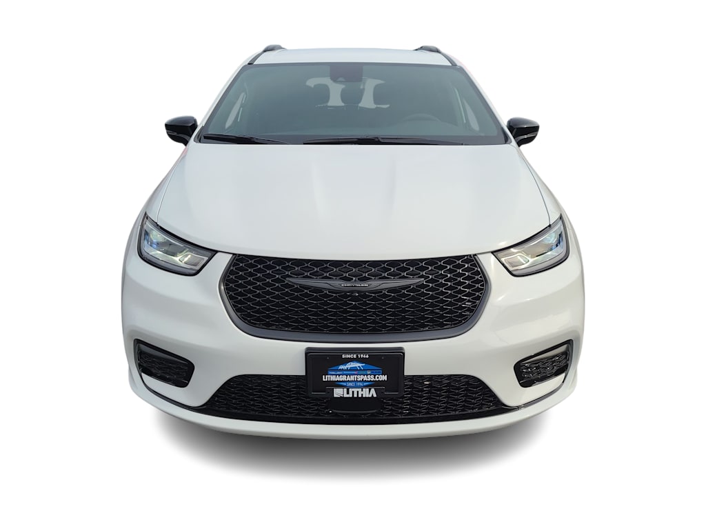 Thumbnail: 2026 Chrysler Pacifica - 26