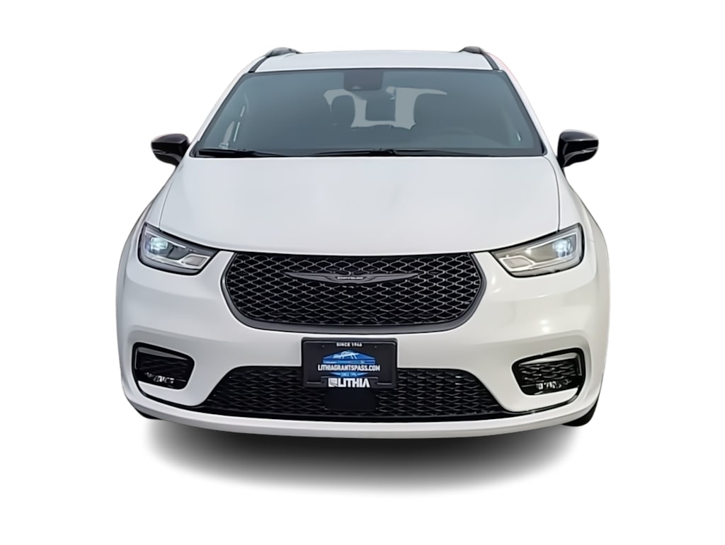 Thumbnail: 2026 Chrysler Pacifica - 6