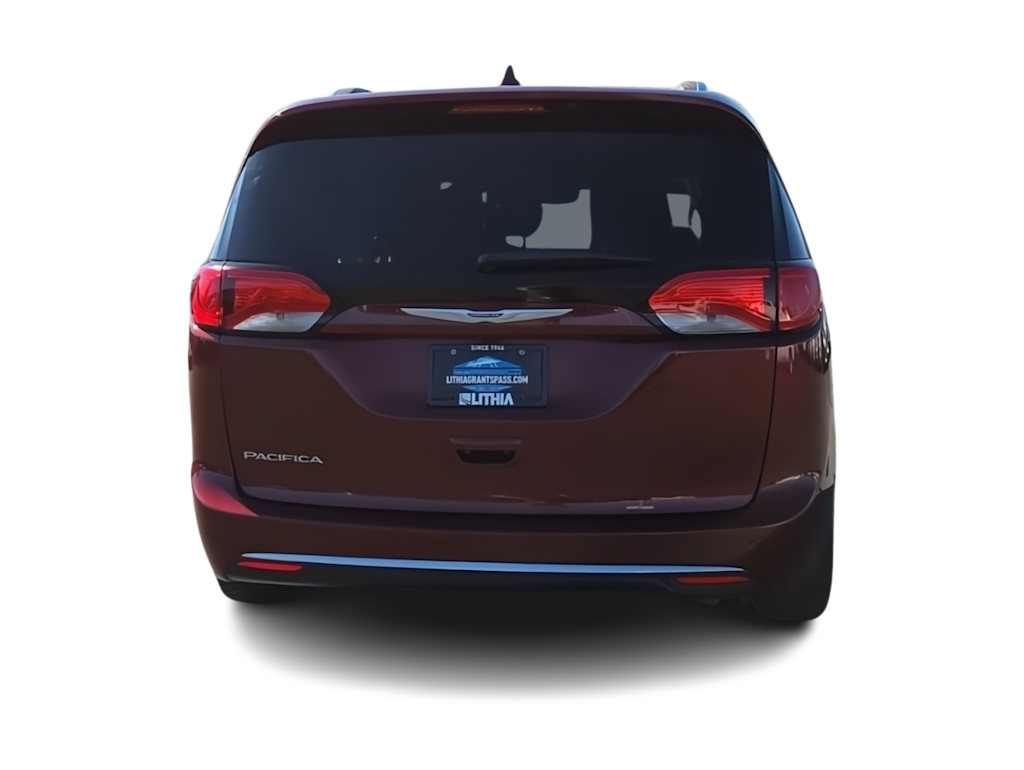 Thumbnail: 2020 Chrysler Pacifica - 5