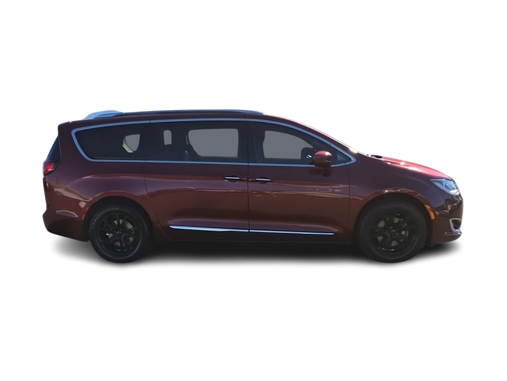 Thumbnail: 2020 Chrysler Pacifica - 21