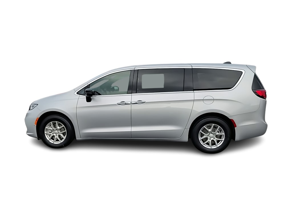 Thumbnail: 2026 Chrysler Pacifica - 20