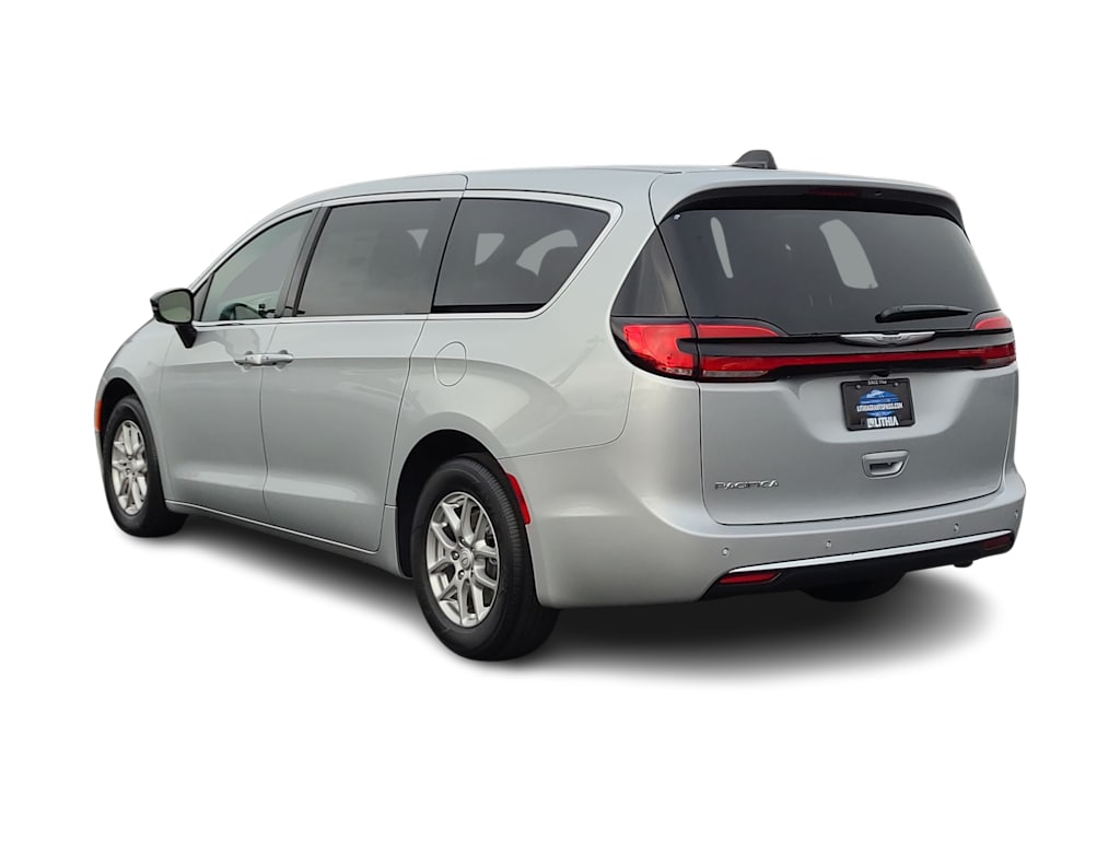 Thumbnail: 2026 Chrysler Pacifica - 24
