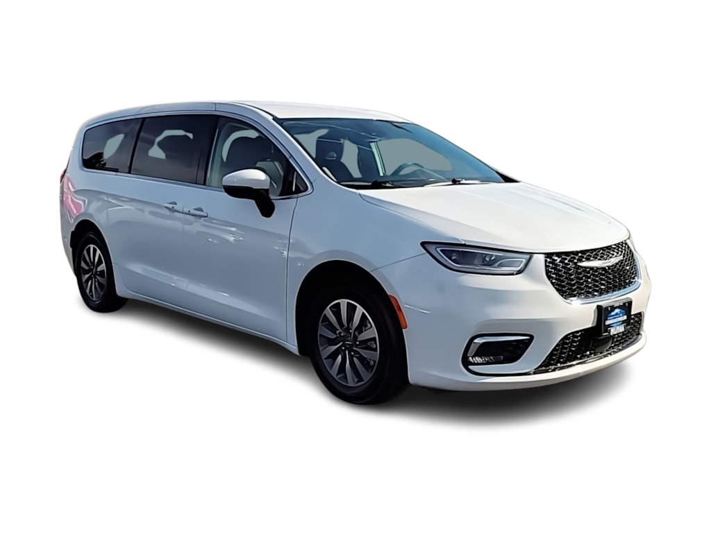 Thumbnail: 2023 Chrysler Pacifica - 16