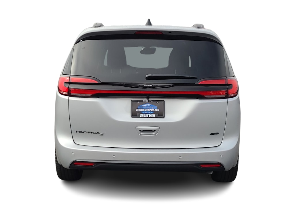 Thumbnail: 2026 Chrysler Pacifica - 24