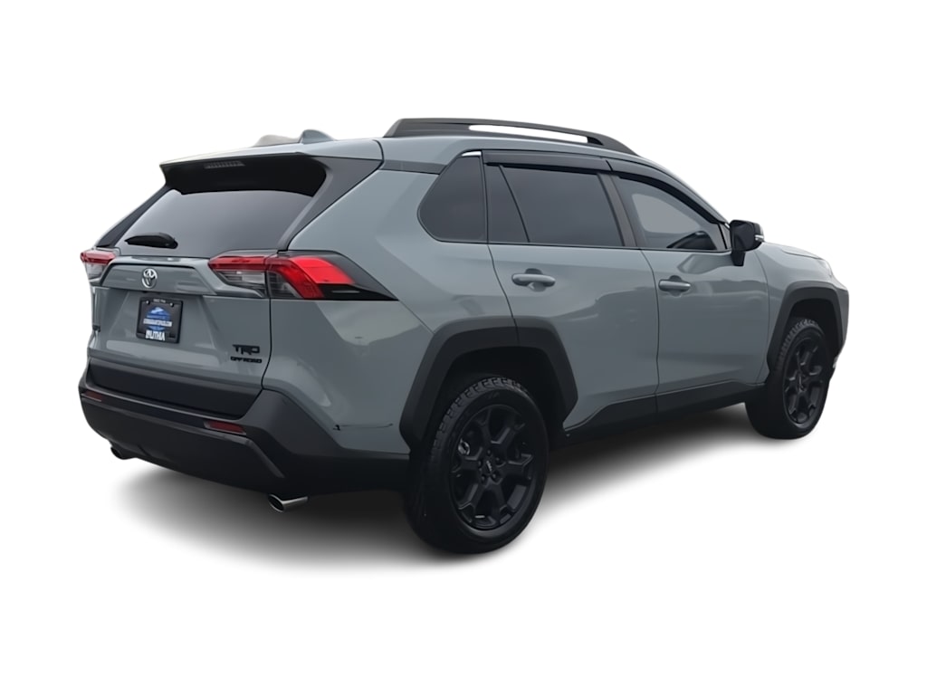 Thumbnail: 2021 Toyota RAV4 - 21