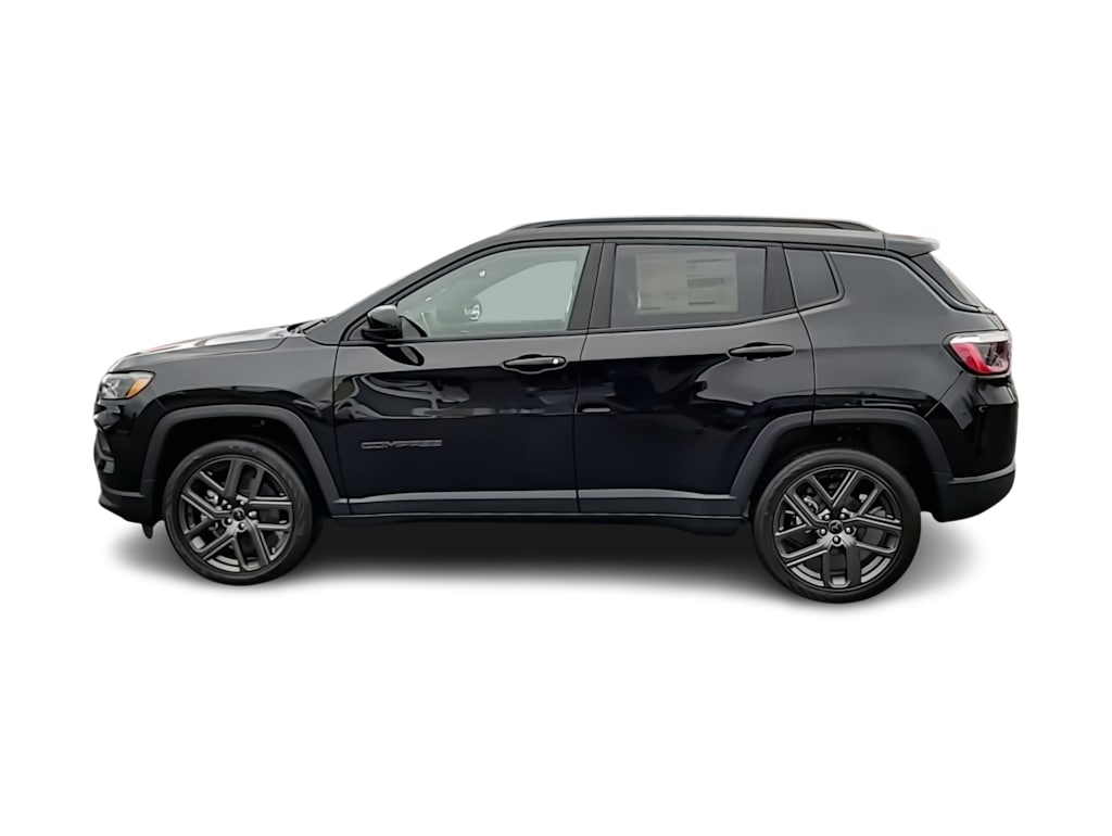 Thumbnail: 2026 Jeep Compass - 3