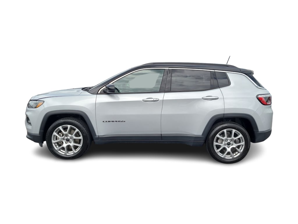Thumbnail: 2025 Jeep Compass - 25