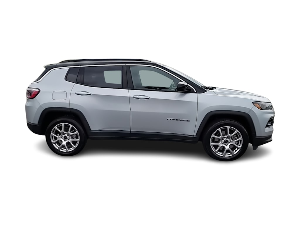 Thumbnail: 2025 Jeep Compass - 24