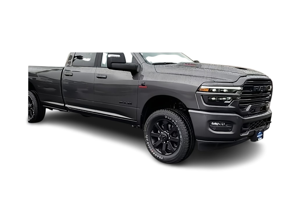 2026 RAM 3500 Laramie - Photo 18