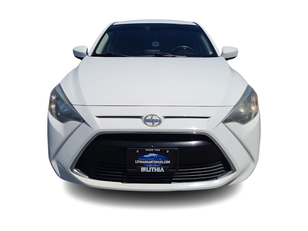 Thumbnail: 2016 Scion iA - 25