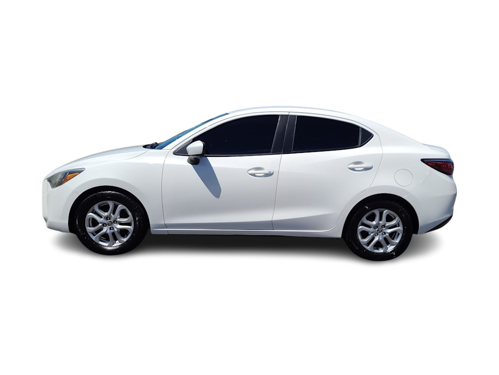 Thumbnail: 2016 Scion iA - 22