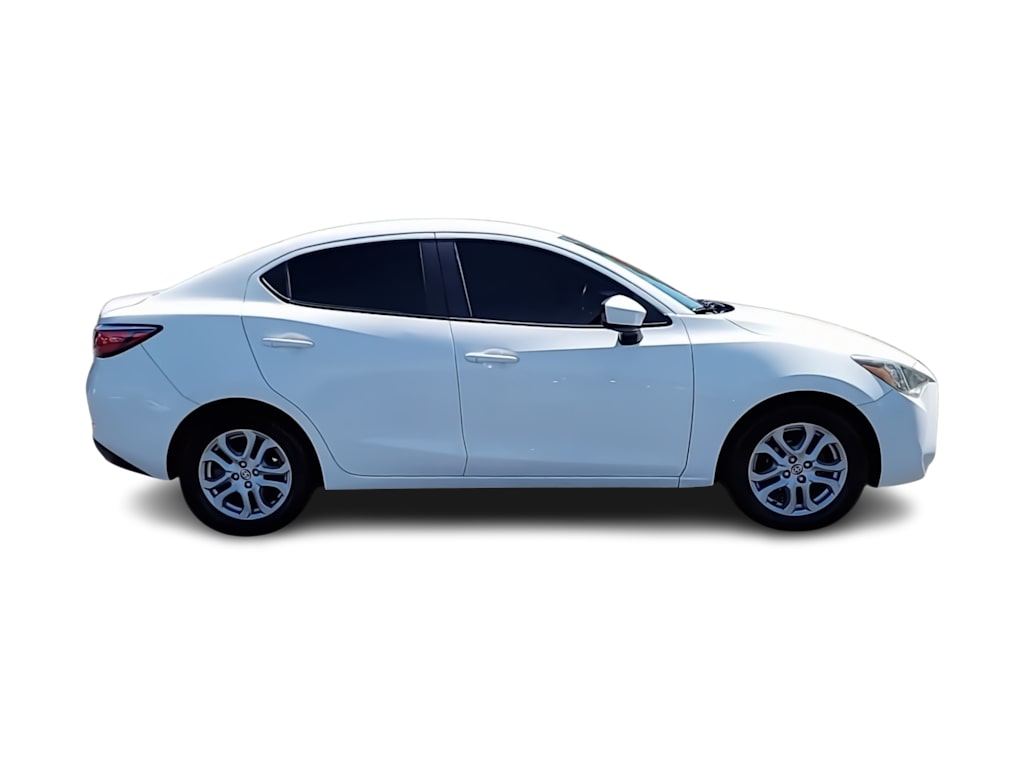Thumbnail: 2016 Scion iA - 21