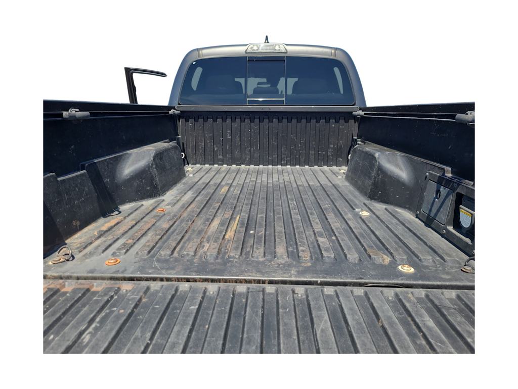 Thumbnail: 2019 Toyota Tacoma - 17