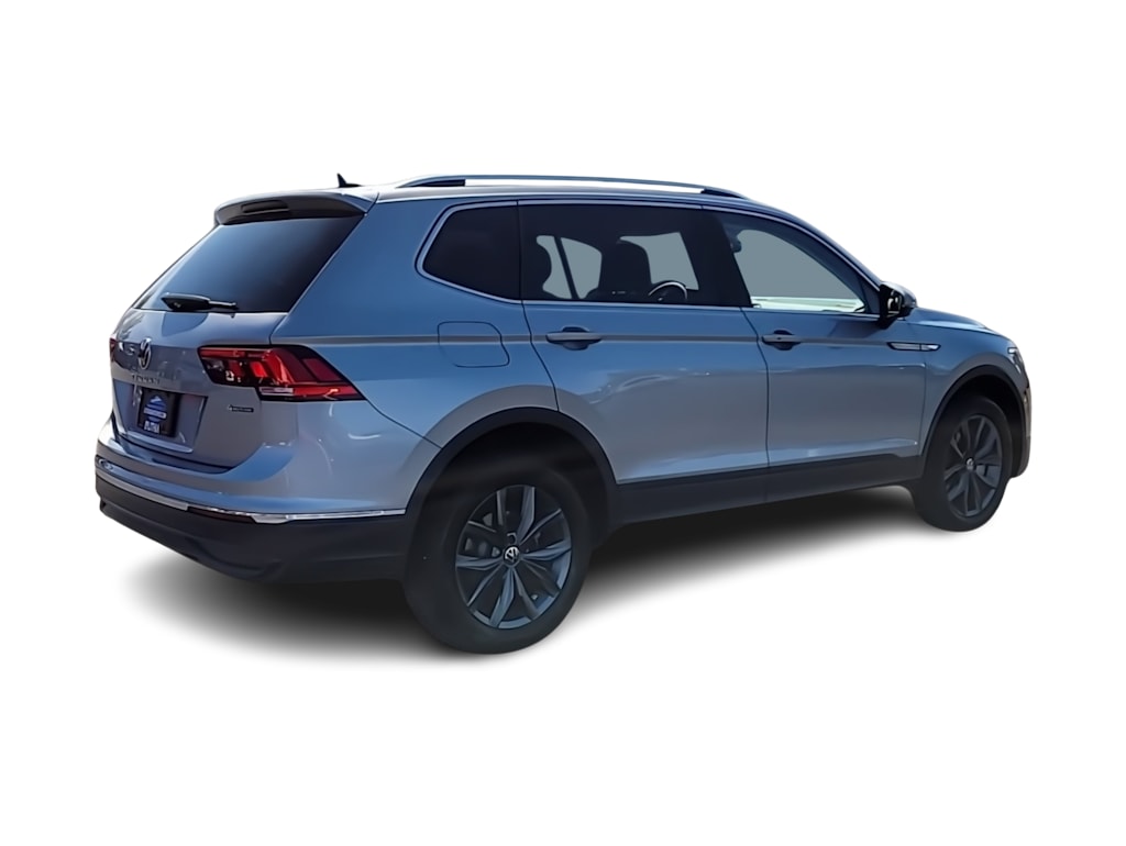 Thumbnail: 2022 Volkswagen Tiguan - 21