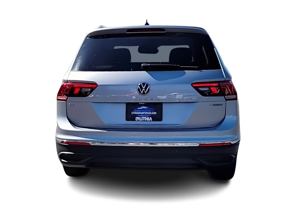 Thumbnail: 2022 Volkswagen Tiguan - 5