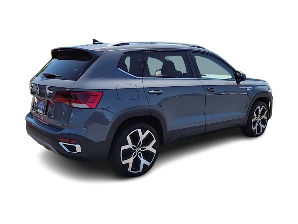 Thumbnail: 2022 Volkswagen Taos - 21