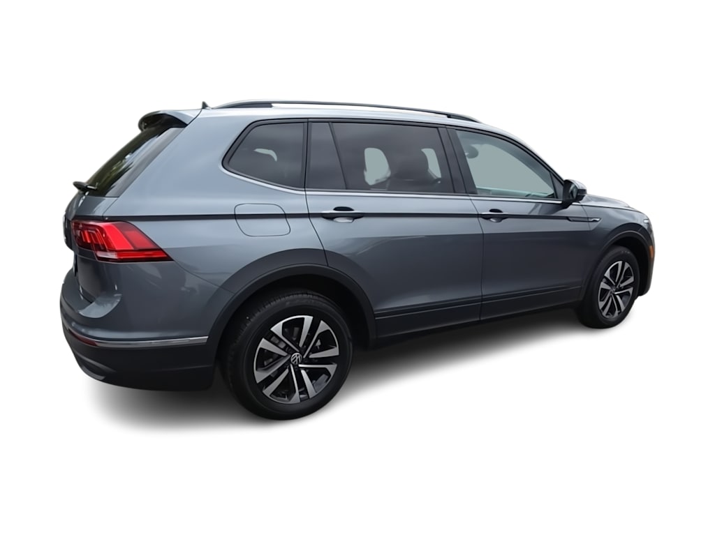Thumbnail: 2023 Volkswagen Tiguan - 21