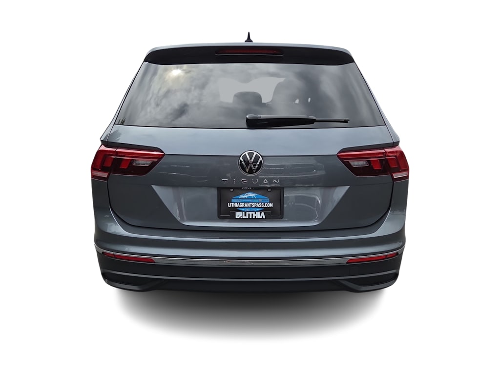 Thumbnail: 2023 Volkswagen Tiguan - 25