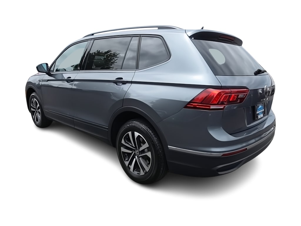 Thumbnail: 2023 Volkswagen Tiguan - 4