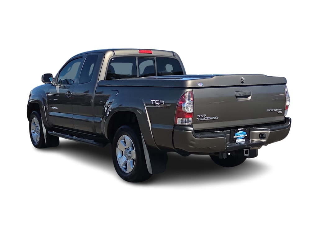 Thumbnail: 2011 Toyota Tacoma - 24