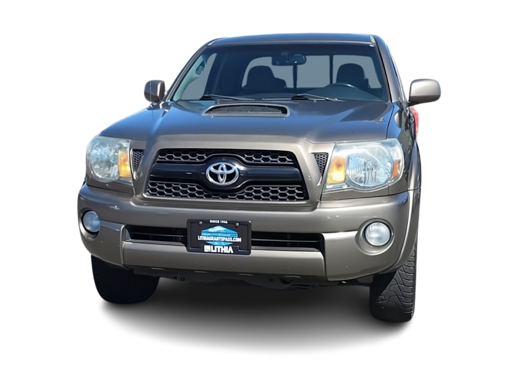 Thumbnail: 2011 Toyota Tacoma - 5