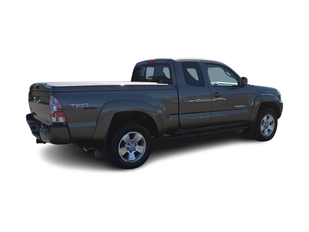 Thumbnail: 2011 Toyota Tacoma - 21