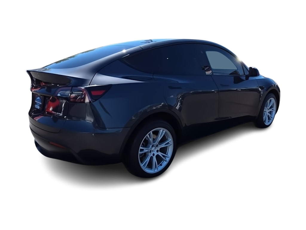 Thumbnail: 2024 Tesla Model Y - 17