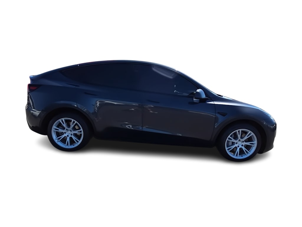 Thumbnail: 2024 Tesla Model Y - 18