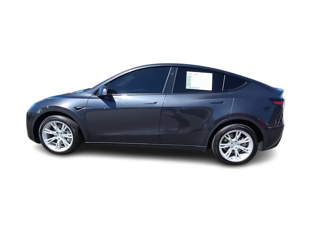 Thumbnail: 2024 Tesla Model Y - 3