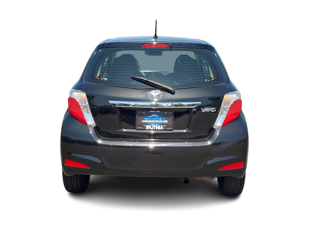 Thumbnail: 2014 Toyota Yaris - 24