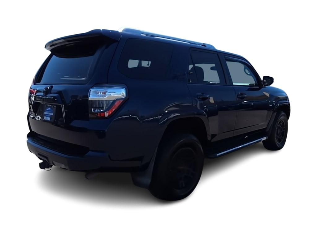 Thumbnail: 2016 Toyota 4Runner - 21