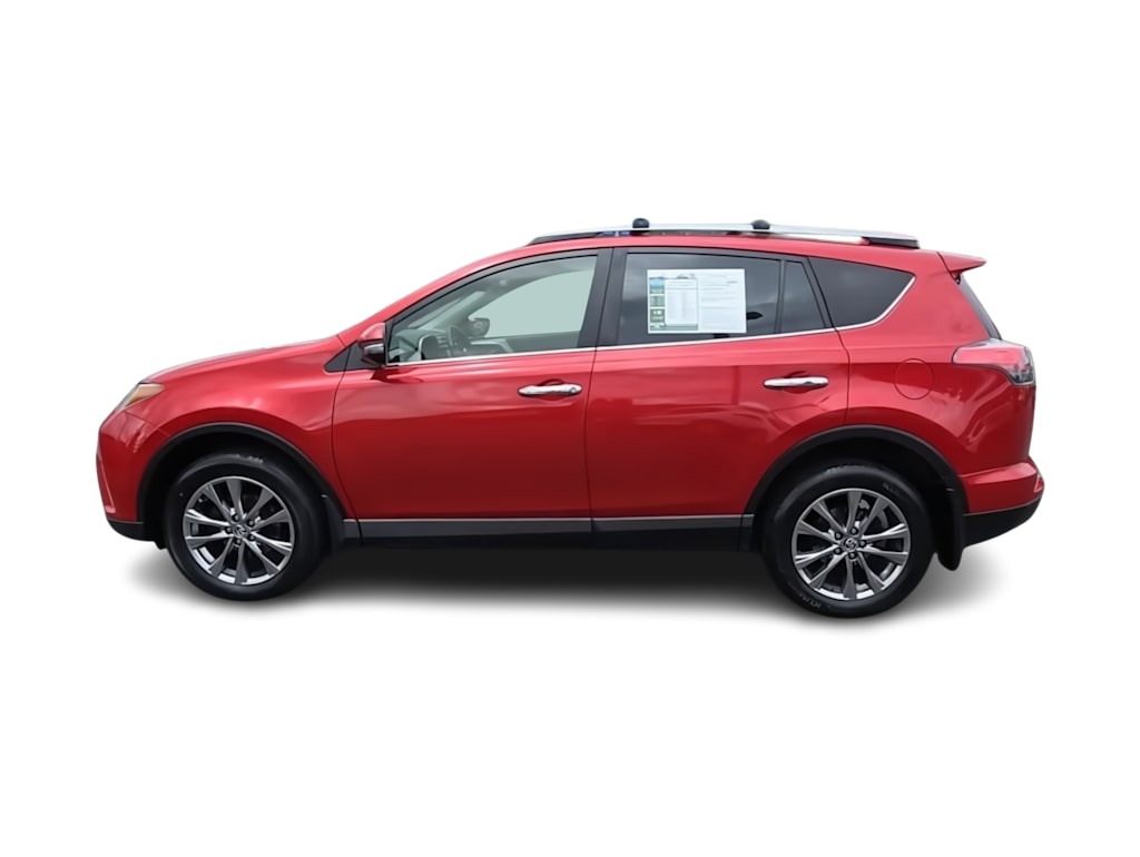 Thumbnail: 2017 Toyota RAV4 - 3