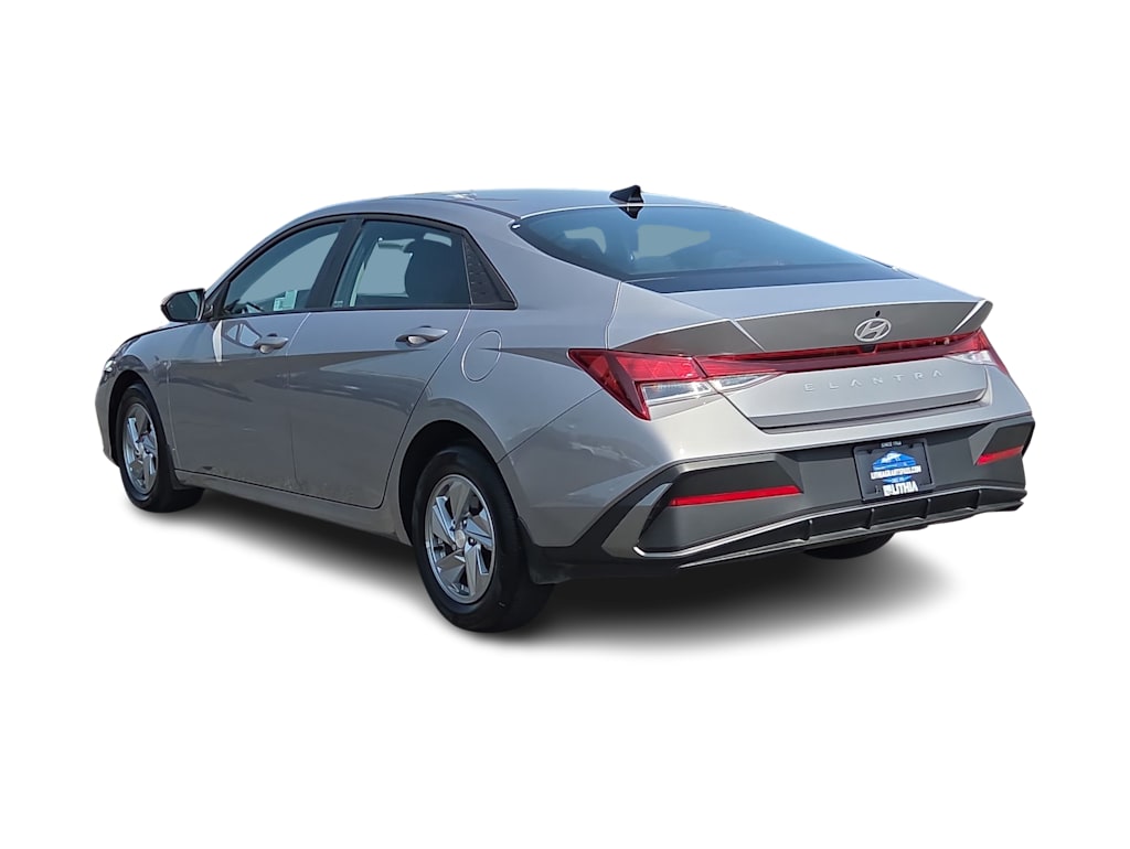 Thumbnail: 2025 Hyundai Elantra - 25