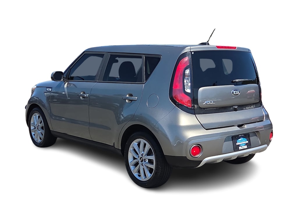 Thumbnail: 2017 Kia Soul - 4