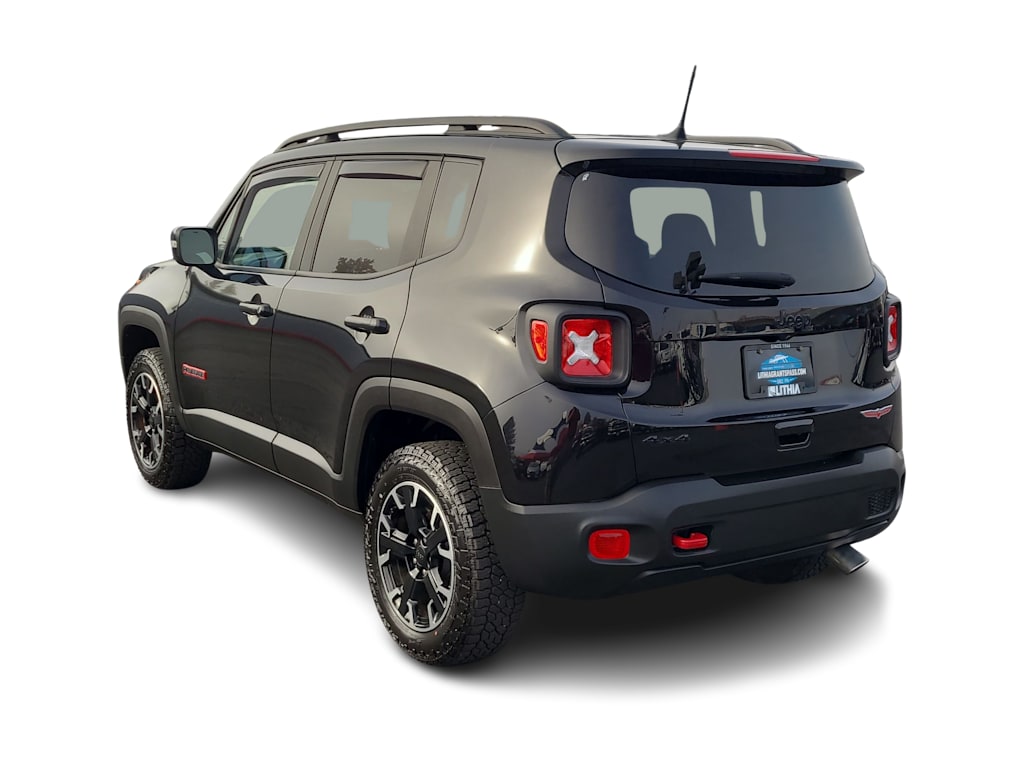 Thumbnail: 2023 Jeep Renegade - 25