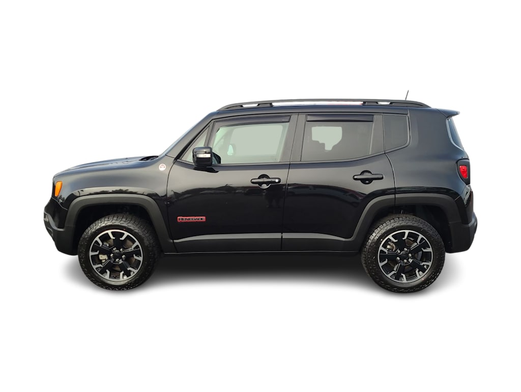 Thumbnail: 2023 Jeep Renegade - 24