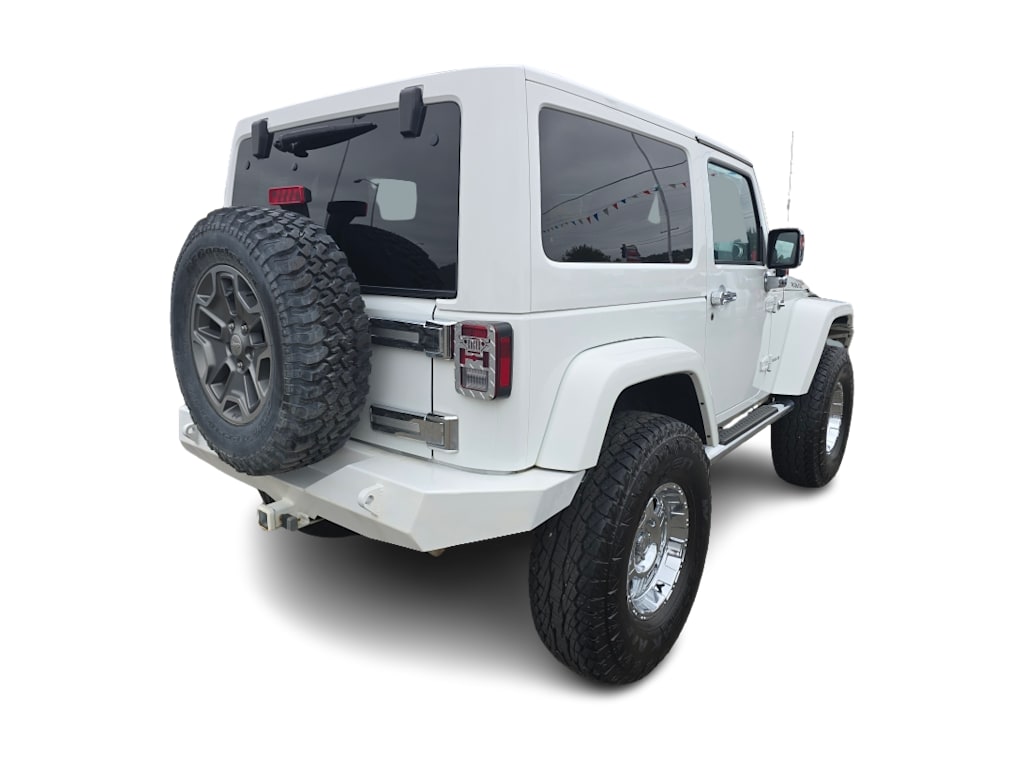 Thumbnail: 2015 Jeep Wrangler - 15