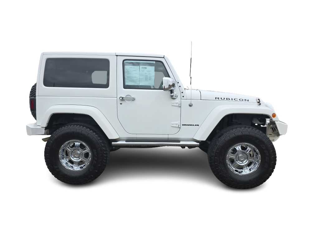 Thumbnail: 2015 Jeep Wrangler - 16