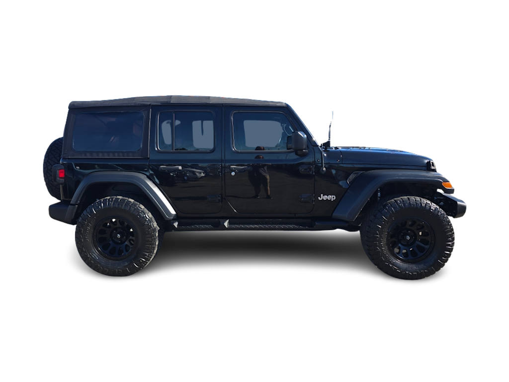 Thumbnail: 2018 Jeep Wrangler - 17