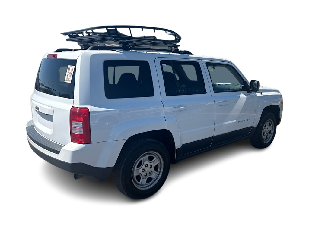 Thumbnail: 2016 Jeep Patriot - 8