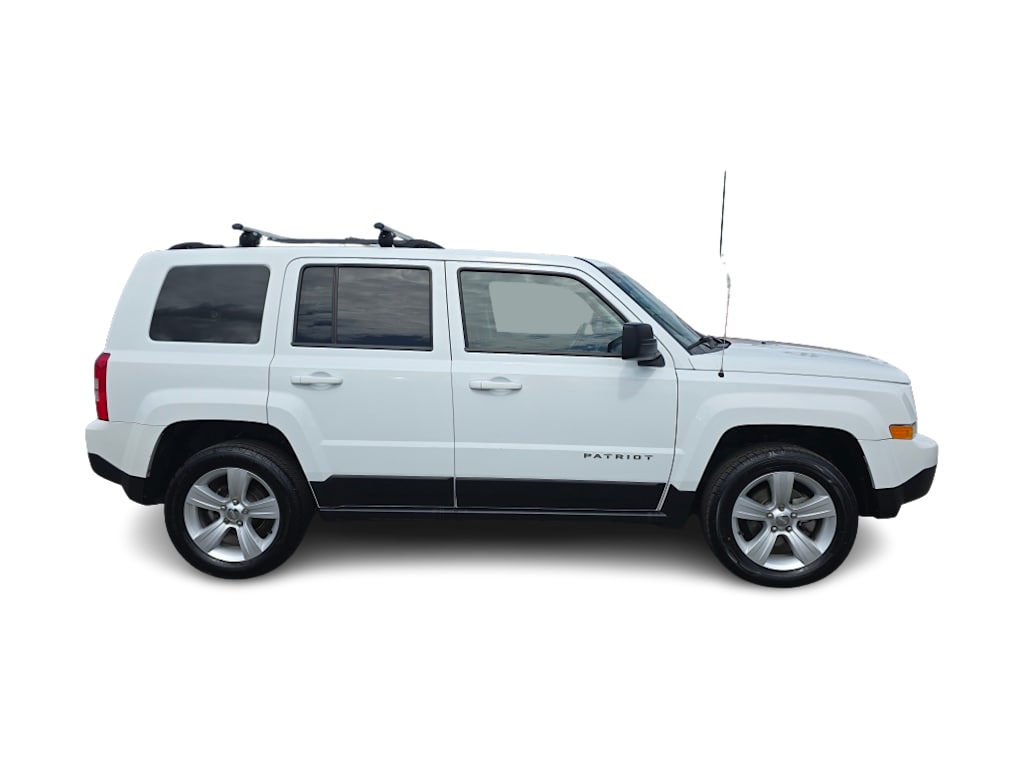 Thumbnail: 2016 Jeep Patriot - 18