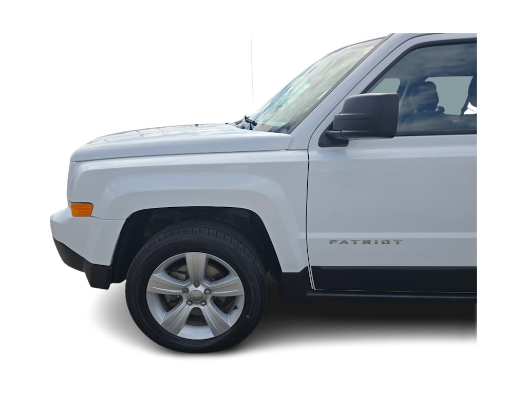 Thumbnail: 2016 Jeep Patriot - 21