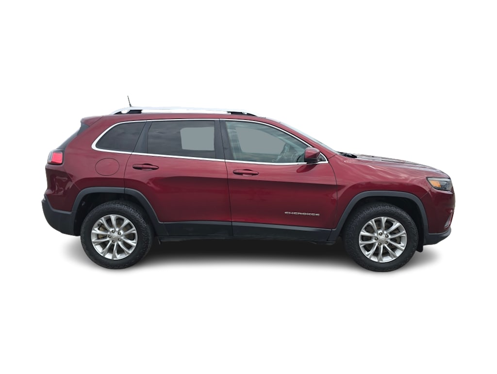 Thumbnail: 2019 Jeep Cherokee - 17